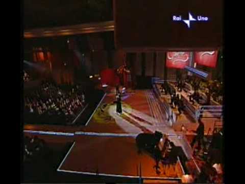 Ornella Vanoni e Giusy Ferreri - Una ragione di piu'