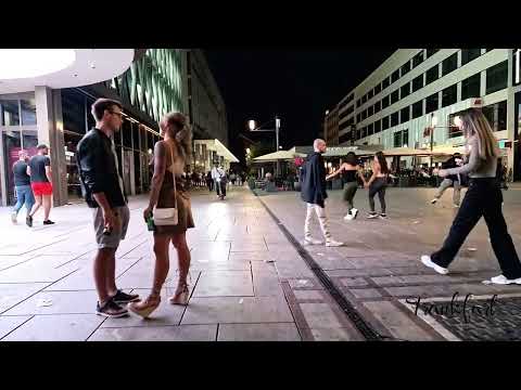 Alter Oper e My Zeil em Frankfurt