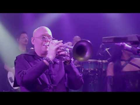 Philip Lassiter ft. Candy Dulfer - Purple [Official Music Video]