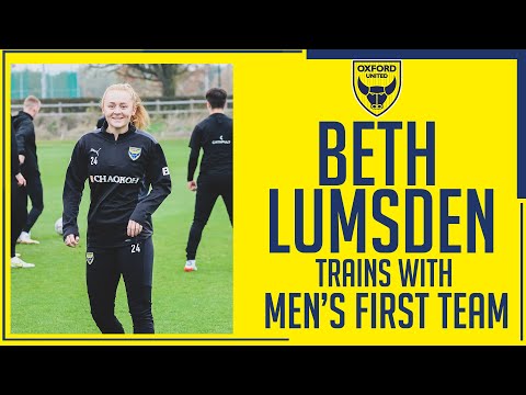 Beth Lumsden trains with the First Team