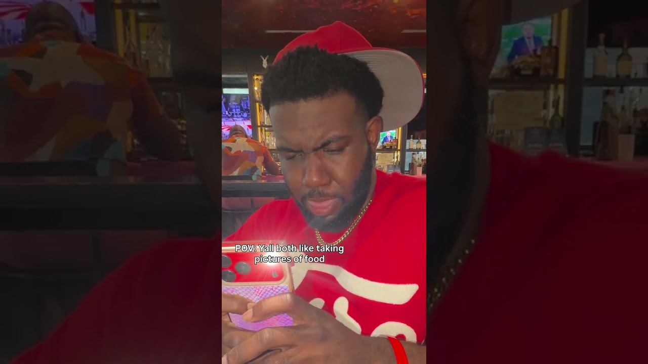 POV: Yall like taking pictures of food 😋
