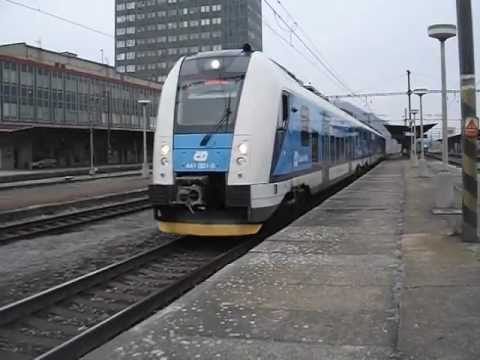 Odjezd vlaku Os 6813 (ČD 440.001) - Most, 2. 12. 2012