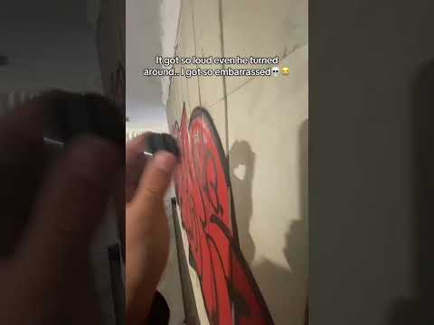 Link in bio🛍️ This speaker is so loud..😳🤭 #vibe #speaker #song #wtf