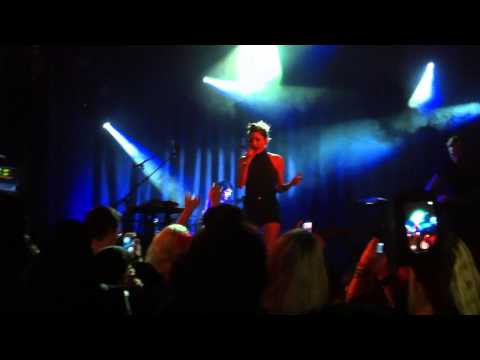 Jenn Ayache : Tous les étages - Divan du Monde 14/10/14