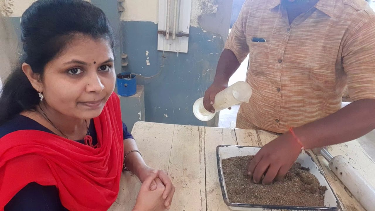 Proctor Compaction Test on Soil//Geotechnical Engg. Lab.//By-Prof. Snehal Kamble
