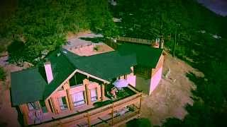 preview picture of video 'Drone Flight over Idyllwild Log Cabin'