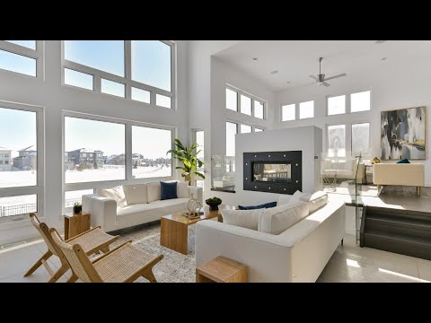 $1.6M home in Winnipeg - Timely Staging & Design