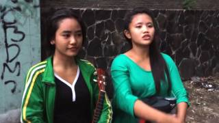Download lagu kumpulan video yanti pengamen cantik mp3