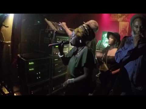 King Shiloh Ft. Black Omolo - freestyle Postive Vibrations @Melkweg