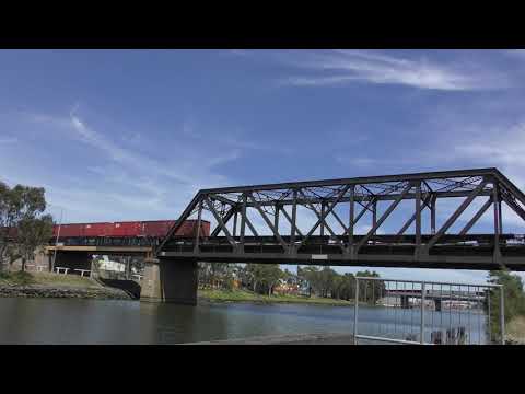 NR112 G526 NR94 on Freight