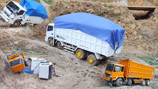 Download lagu TANJAKAN KERAMAT Truk CANTER Trinton Fuso 220Ps Trinton Muatan Pasir Truk OFROAD Truk TERGULING mp3 Download lagu TANJAKAN KERAMAT Truk CANTER Trinton Fuso 220Ps Trinton Muatan Pasir Truk OFROAD Truk TERGULING mp3