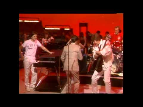 Dick Clark Interviews The Animals - American Bandstand 1983