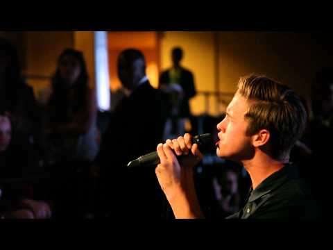 Ryan Beatty Performs at DoSomething.org's Spring Dinner