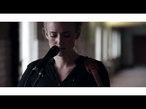 RAWCOUSTIC | Lovisa Samuelsson - Sleepwalker