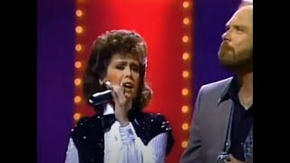 Dan Seals &amp; Marie Osmond : Meet Me In Montana (1985) *TNN*