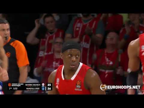 FC Bayern Munich - Anadolu Efes Instanbul 81-78: Cassius Winston (16 points, 7 assists)