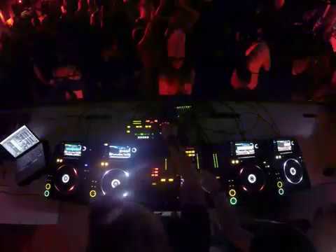 Papagayo Beach Club Beto Una & Ben Simimgton b2b all night