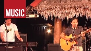 Ebe Dancel feat. Rico Blanco - &quot;Kwarto&quot; Live at the Elements Camp!