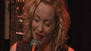Beautiful One- Anneke Van Giersbergen - RJ - 06-06-10