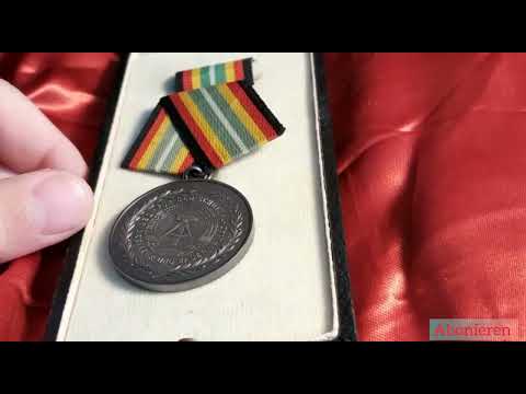 Medaillen für treue Dienste in der NVA in silber