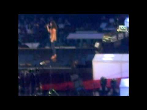 Nikki Yanofsky - I Believe - Live @ WE DAY 2011 Toronto