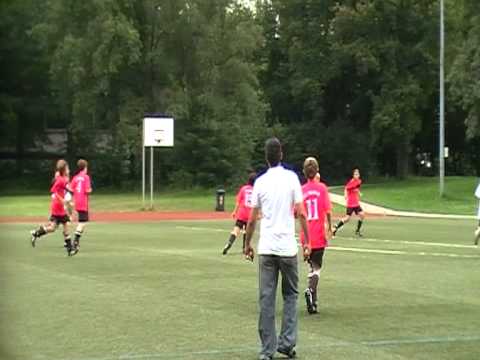 U14 U13 Leistungsvergleich 2 8 VfL Nürnberg Tor zum 4 2 Onur
