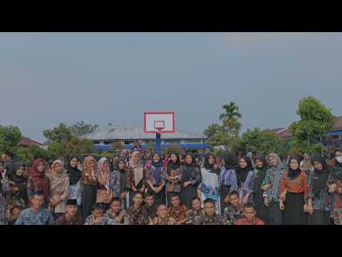 Merayakan hari batik nacional