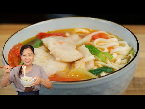 Sopa china fácil de pescado y fideos | ¡Puede ser una comida rápida!