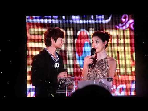 G.Na, 4MINUTE and SISTAR performing Single Ladies/Beyonce KBS kpop concert NYC 10/9