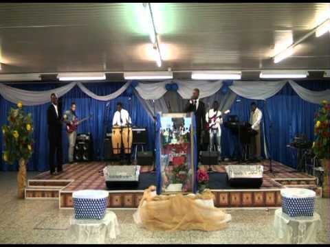 frere Guy Fuamba dans mosungi na bato