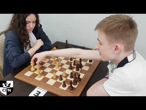 WFM O. Karmanova (2034) vs M. Petrov (1950). Chess Fight Night. CFN. Blitz