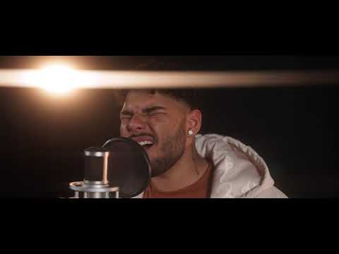 Starian Dwayne McCoy - Hold Me (Akustik Version)