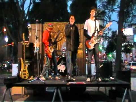 Dr. Funk (Tributo a RHCP NQN) -01. Intro - Can't Stop