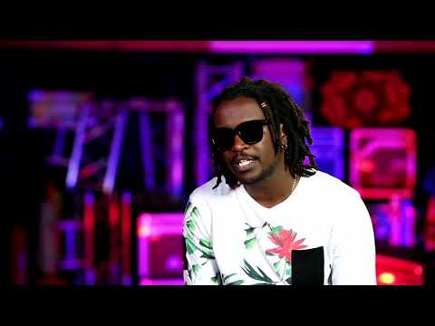 Mafikizolo and Nyashinski arrived for their performance in style