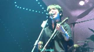 151025 CNBLUE Come Together in Seoul - Footsteps (정용화 Yonghwa focus)