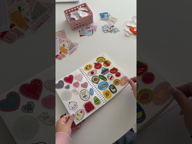 Vídeo relacionado con Pegatinas 100 Piezas Stickers Neon Bonitas, Impermeable Vinilo Pegatinas para Scrapbooking Journal Ordenador Portatil Botella Agua Maletas Skate Diario Libreta Moviles Laptop Agenda Patinete Taza etc