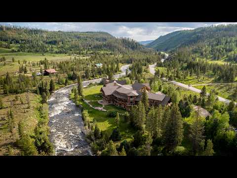 Touring a Stunning Log Home Mansion