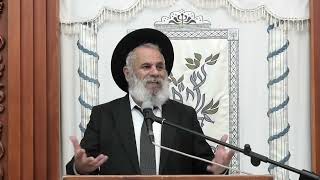 כנס בית הדין לממונות | כוחו של בית הדין להטיל קנסות | הרב דרור טוויל (ישיבת אפיקי דעת שדרות) - התמונה מוצגת ישירות מתוך אתר האינטרנט יוטיוב. זכויות היוצרים בתמונה שייכות ליוצרה. קישור קרדיט למקור התוכן נמצא בתוך דף הסרטון