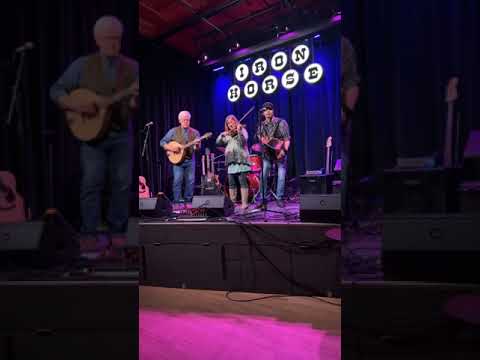 Promotional video thumbnail 1 for New Leaf Irish Band