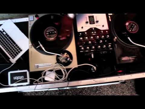 Dj DsmoK LacDanceVillage