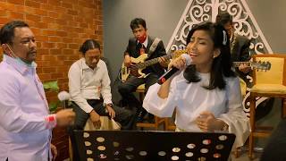 Download lagu Rizma & Hadhiyanto 'Jangan Ada Luka' (Accoustic) mp3 Download lagu Rizma & Hadhiyanto 'Jangan Ada Luka' (Accoustic) mp3