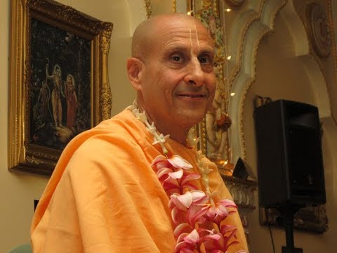 Gopal Bhatt Goswami meets Lord chaitanya - Radhanath Swami Vrindavan on 2011-10-24
