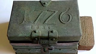 ПРИ РЕМОНТЕ СЛУЧАЙНО НАШЛИ КАПСУЛУ ВРЕМЕНИ И НЕ ОДНУ.