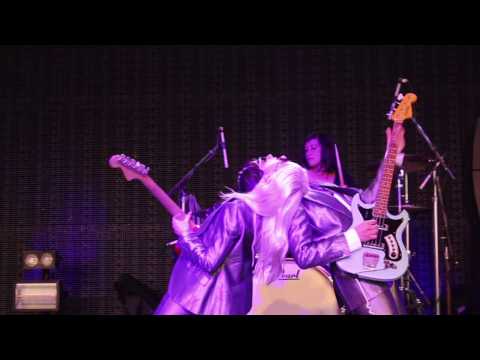 Chain & The Gang - live at Golden Plains 2017