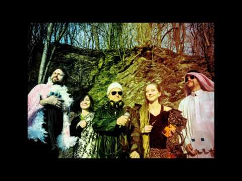 download lagu mp3 mp4 Suburban Savages Band, download lagu Suburban Savages Band gratis, unduh video klip Suburban Savages Band