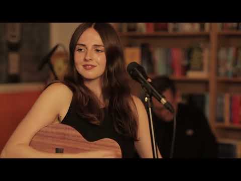 Amelia Coburn - Live at Drake The Bookshop (Secret Show)