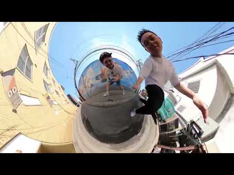 Joey Valence and Brae performing HOOLIGANG