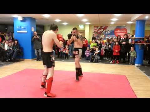 Dundalk Thai demo. Racecourse