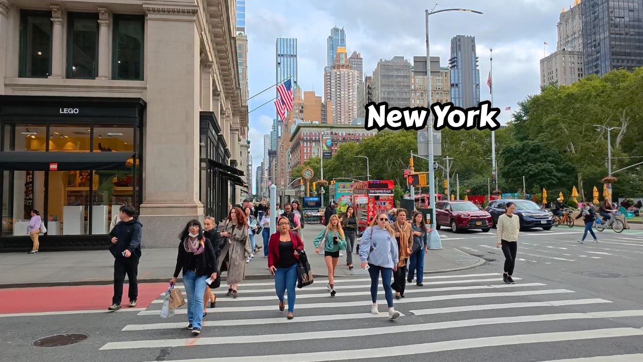 This Happens in Manhattan Every Morning | Flatiron District 4K Walk
