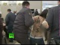 'Краду за Путина': Топлесс-акция Femen на выборах 